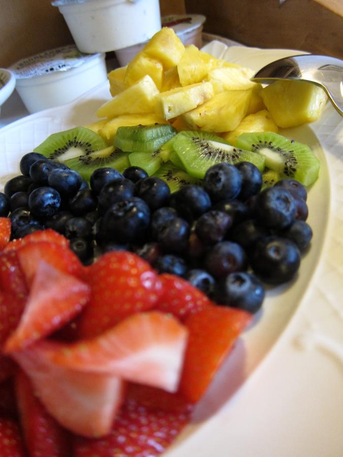 Windrush House Bed and Breakfast Μπρόντγουεϊ Εξωτερικό φωτογραφία